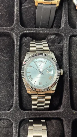 Rolex Day-Date 40mm – Azul Tiffany